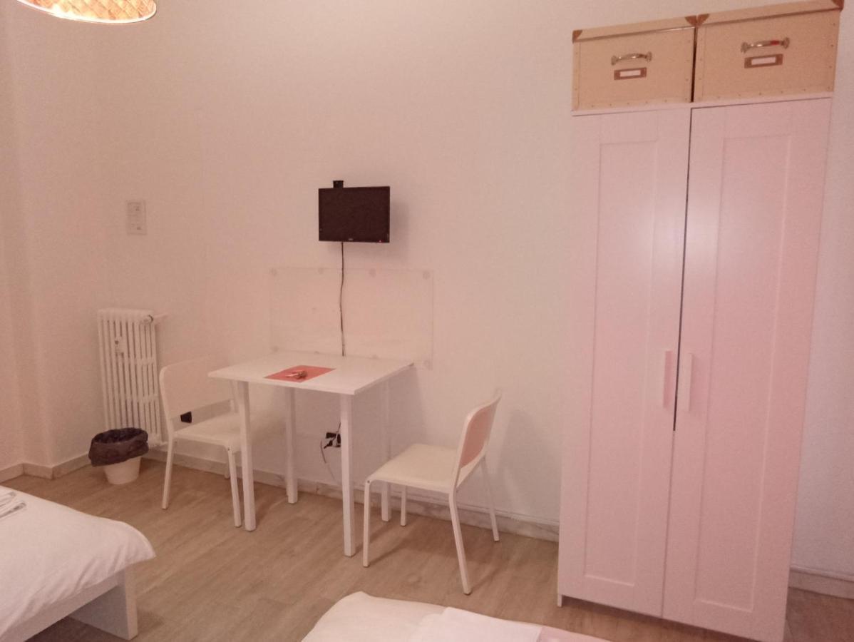 Mc Guest House Рим Екстериор снимка